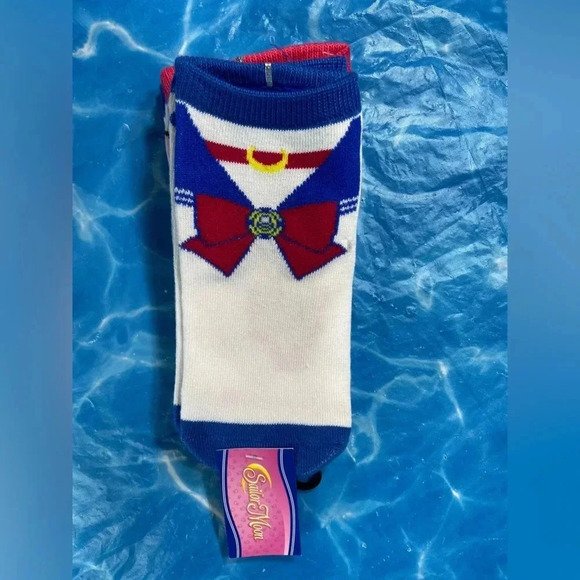 Sailor Moon - Size 4-10 Socks - BNWT ๐๐คตโโ๏ธ๐น๐ช - Picture 2 of 7